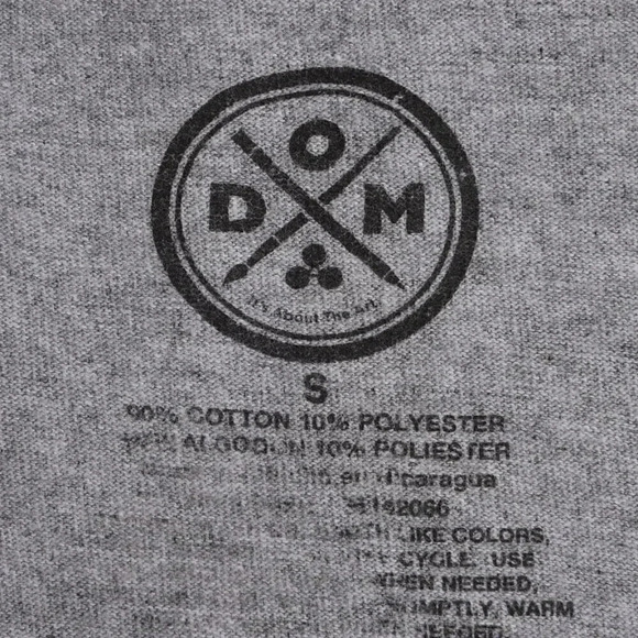 DOM Yosemite Nation Parks Graphic T-Shirt Adventure Awaits Gray Size Small - Picture 4 of 6